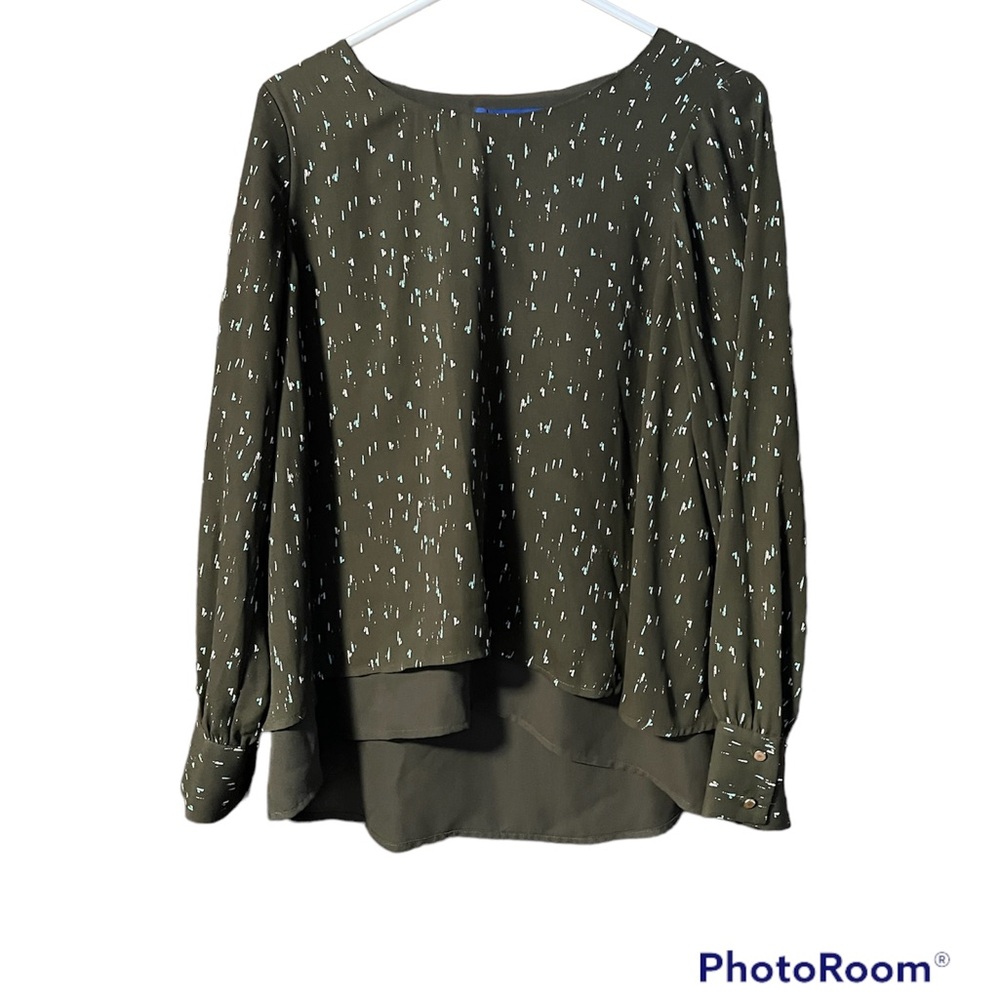 Apt. 9 size M top, Olive Green